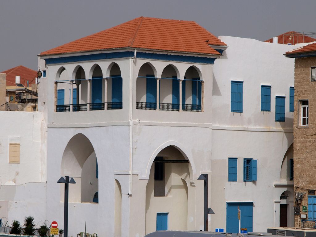 img00019.jpg