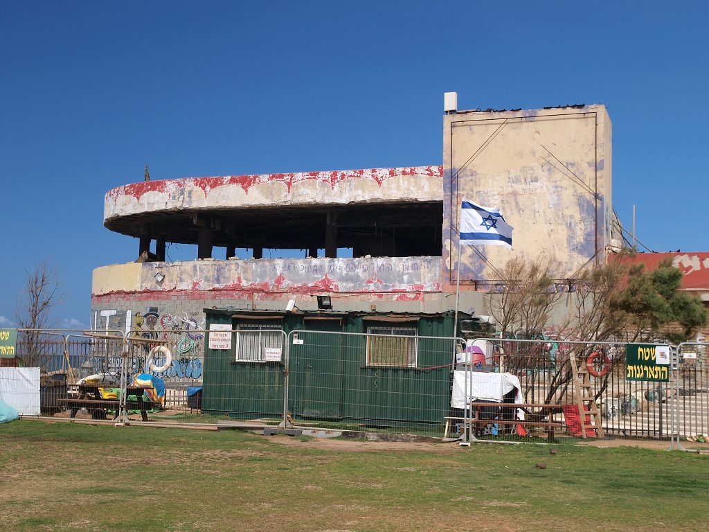 img00010.jpg