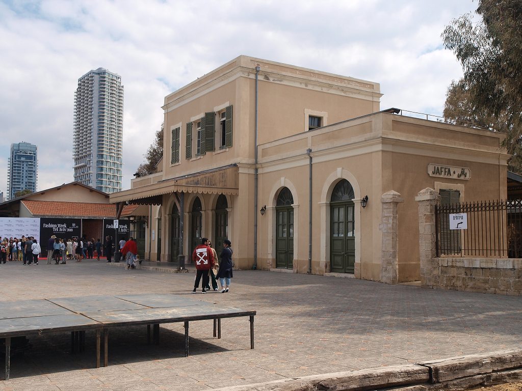 img00013.jpg