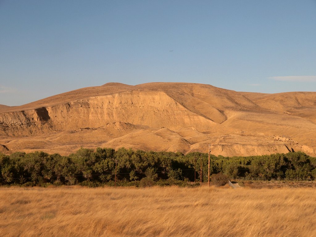 img00025.jpg