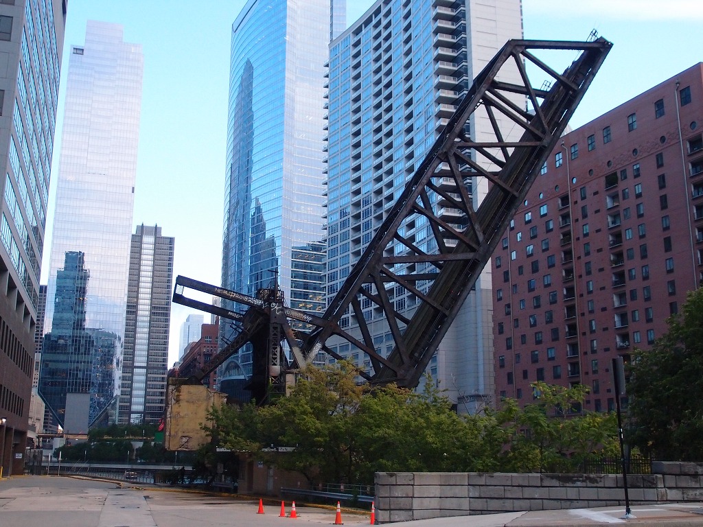 img00020.jpg