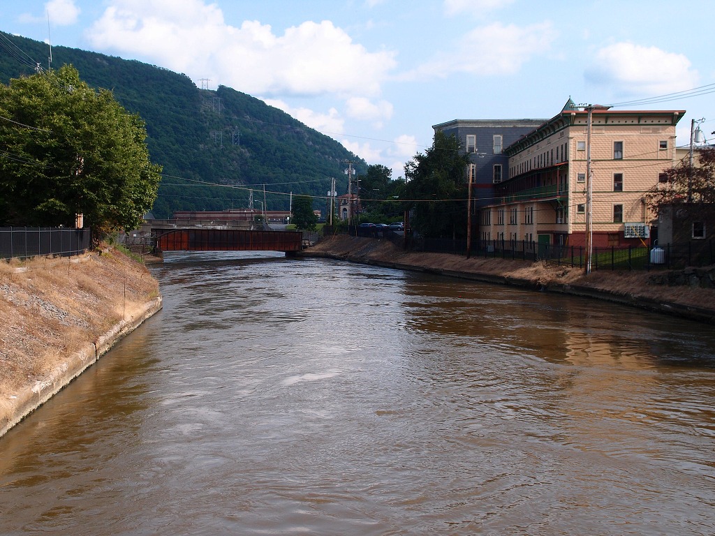 img00016.jpg