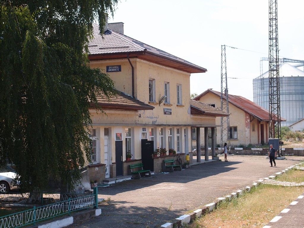 img00014.jpg