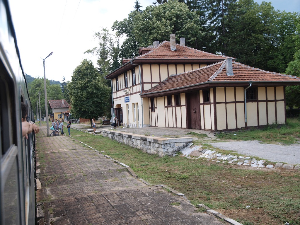 img00013.jpg