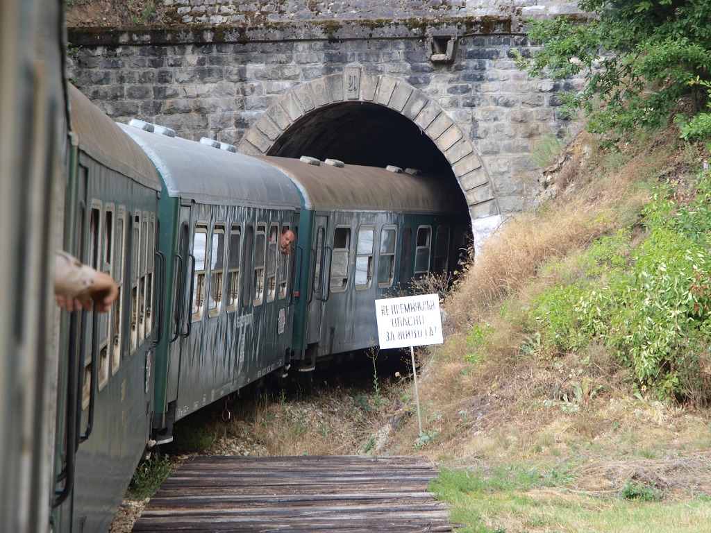 img00015.jpg