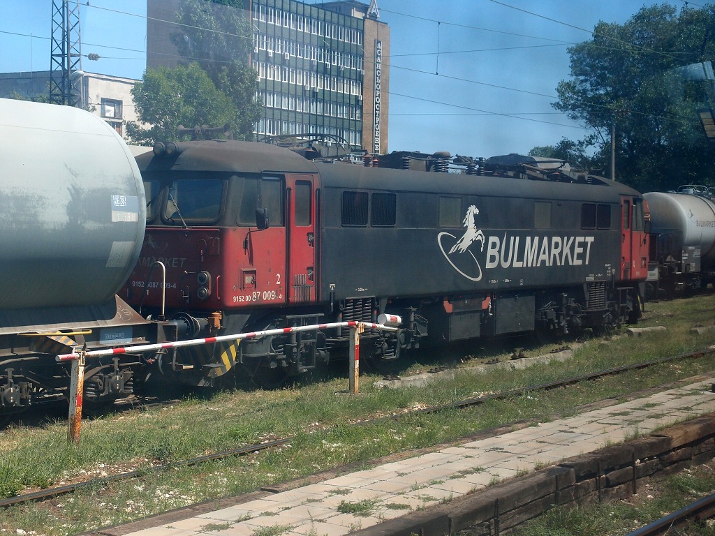 img00003.jpg