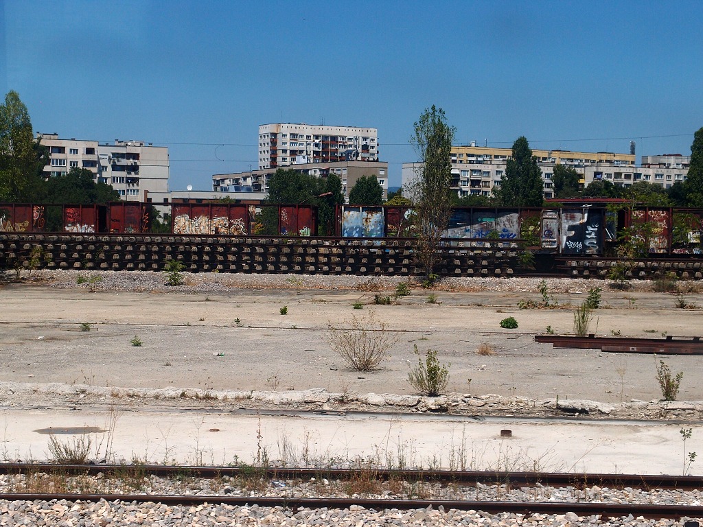 img00004.jpg
