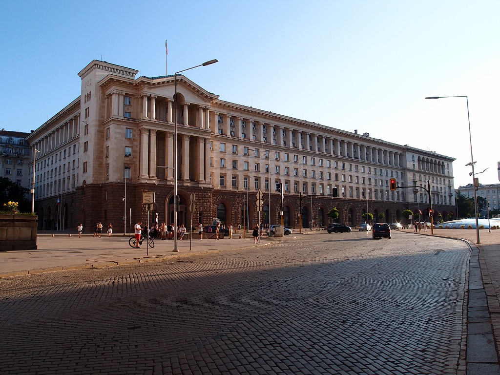 img00020.jpg