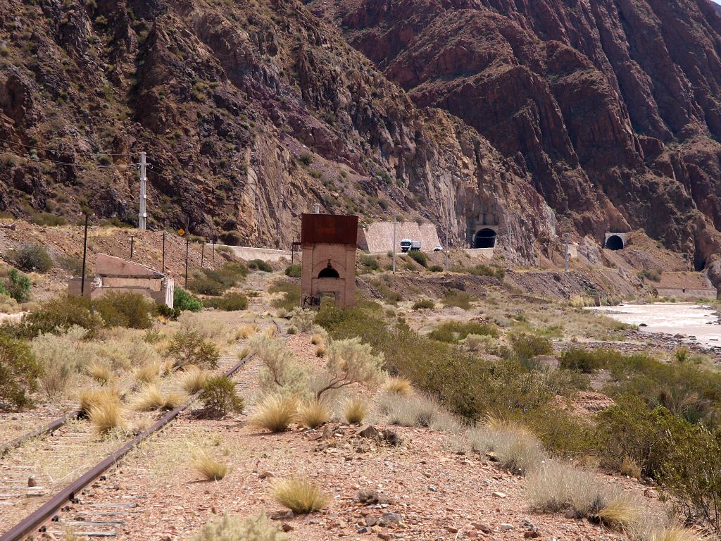img00014.jpg