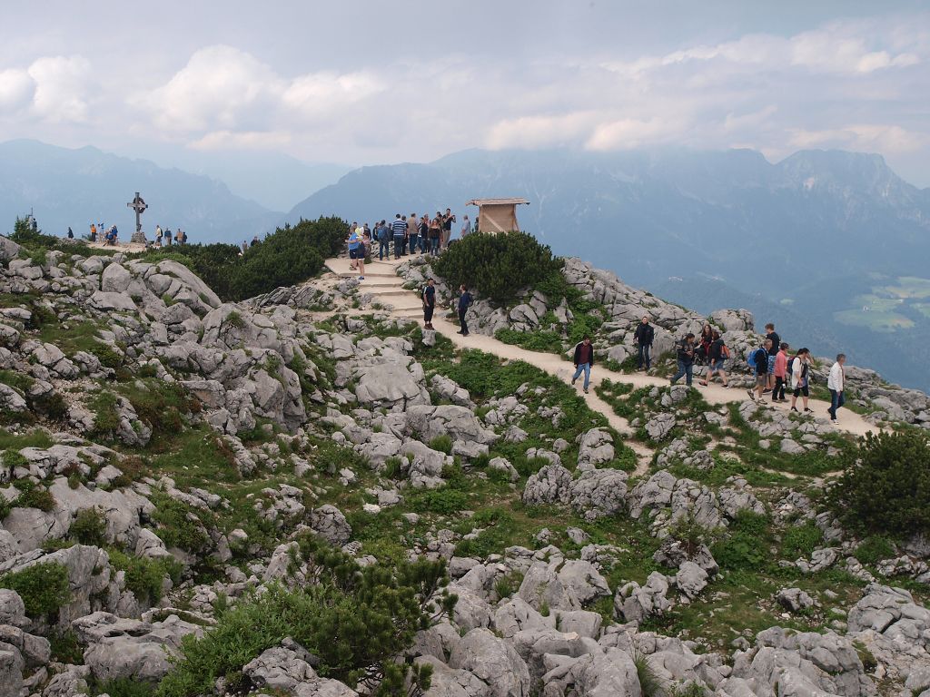 img00020.jpg