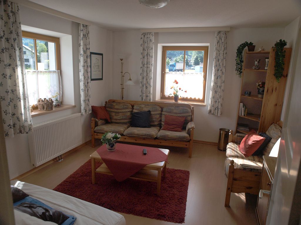 img00006.jpg
