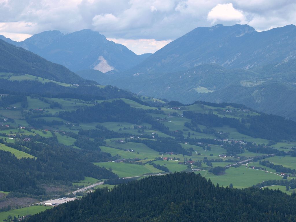img00006.jpg