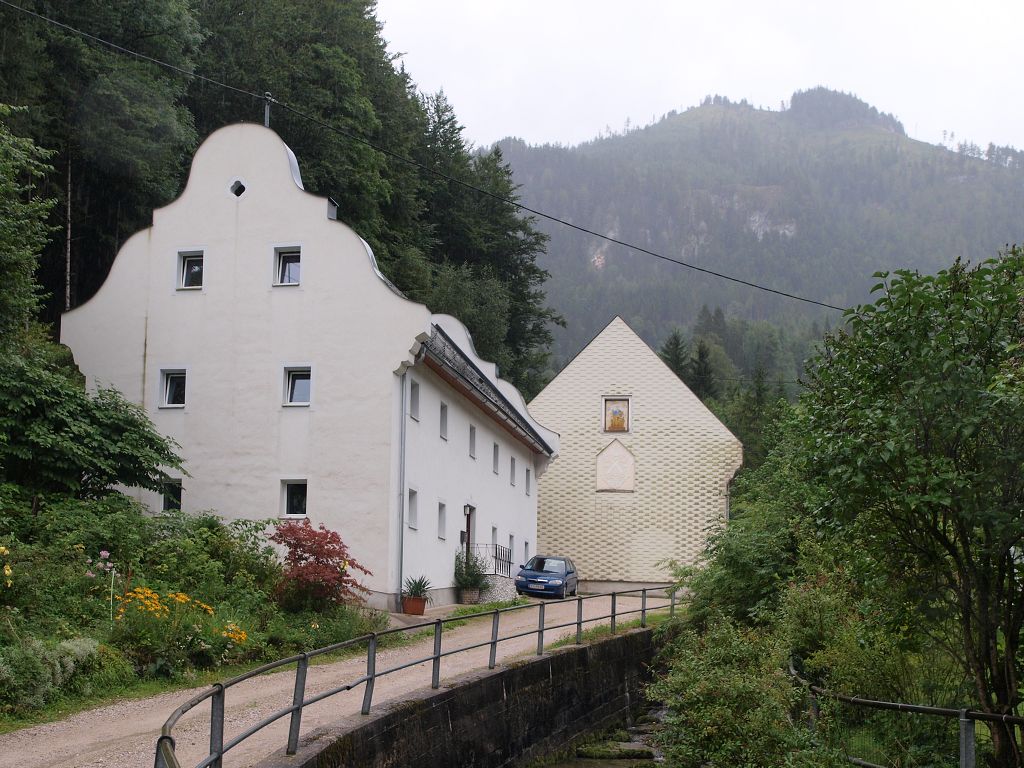 img00020.jpg