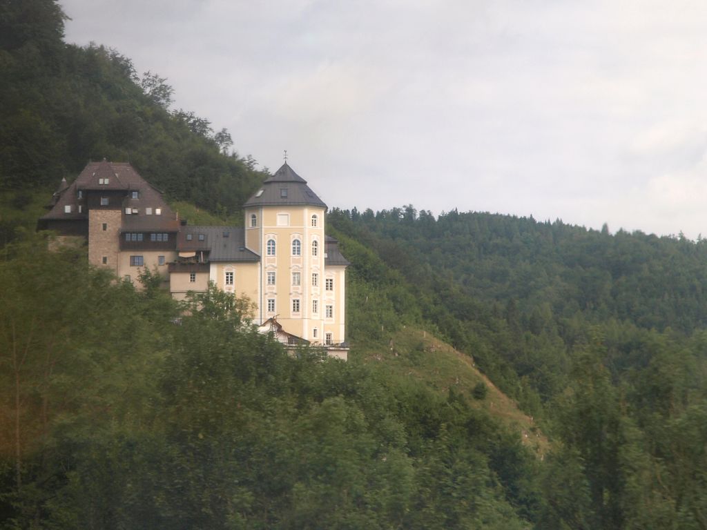 img00009.jpg