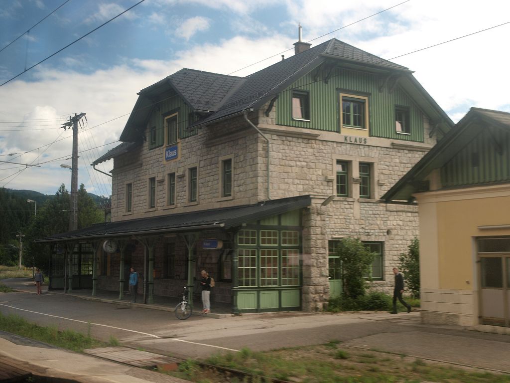 img00011.jpg