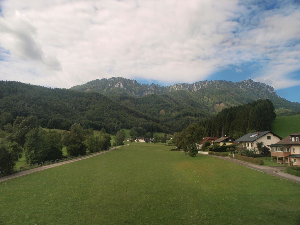 img00012.jpg