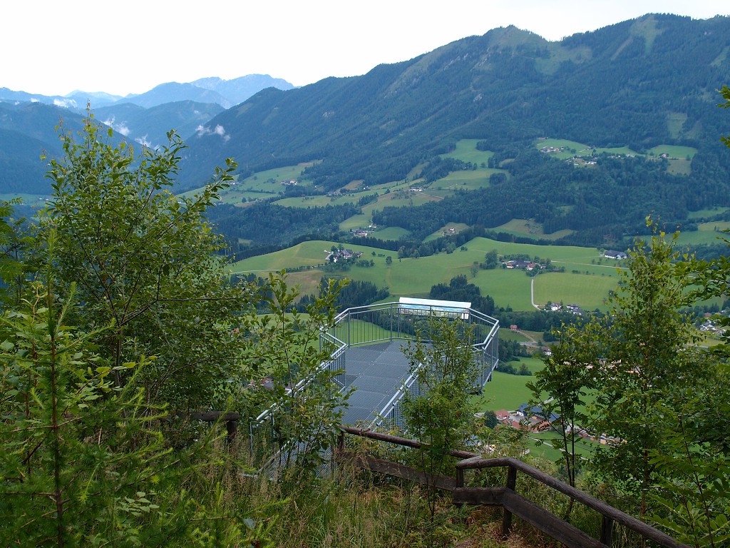 img00006.jpg