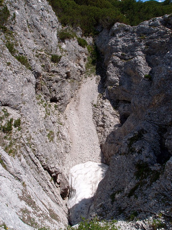 img00014.jpg