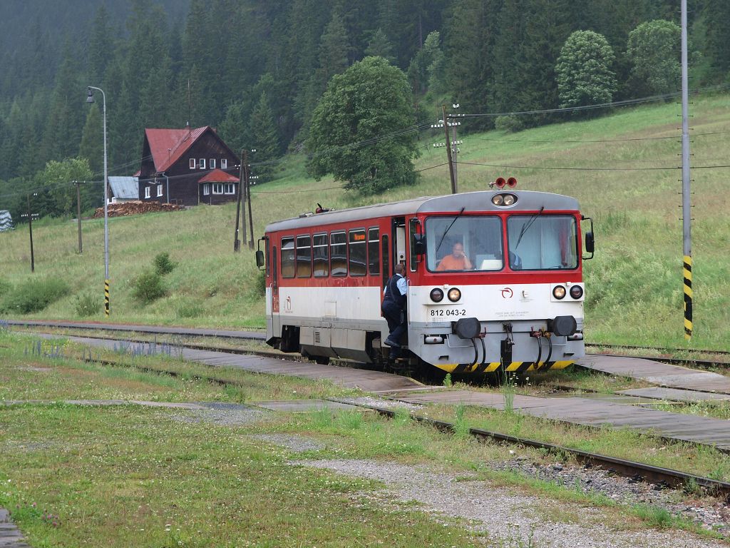 img00020.jpg