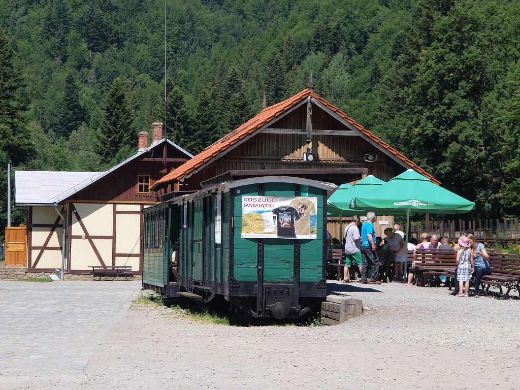 img00017.jpg
