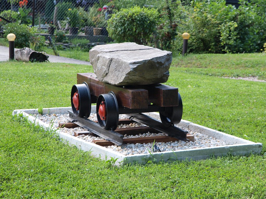 img00024.jpg