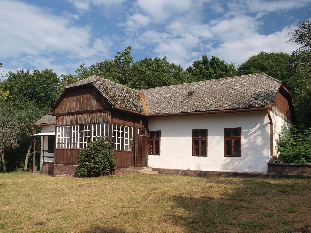 img00003.jpg