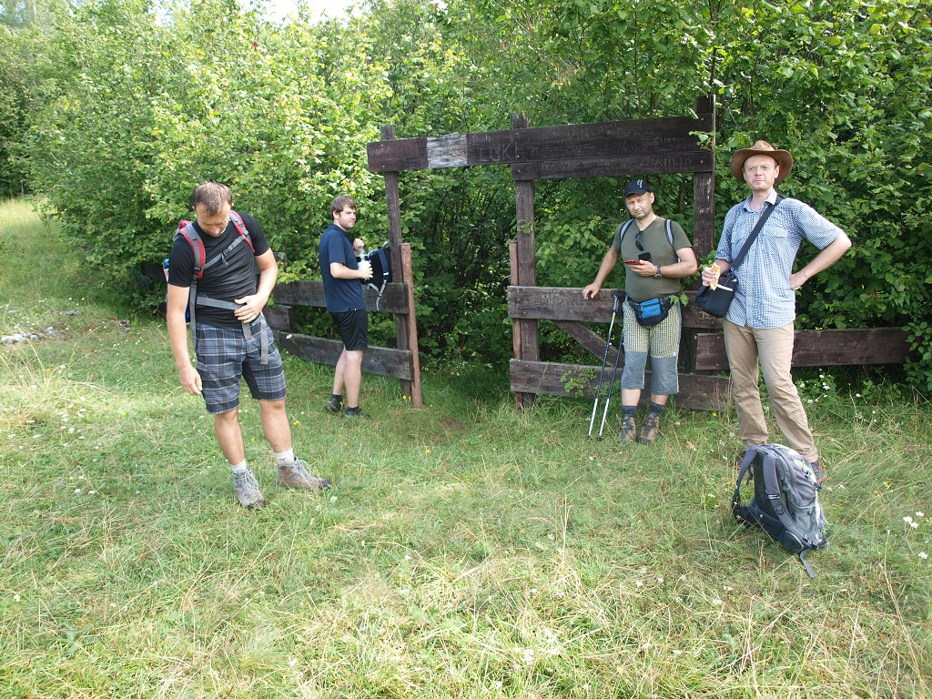 img00008.jpg