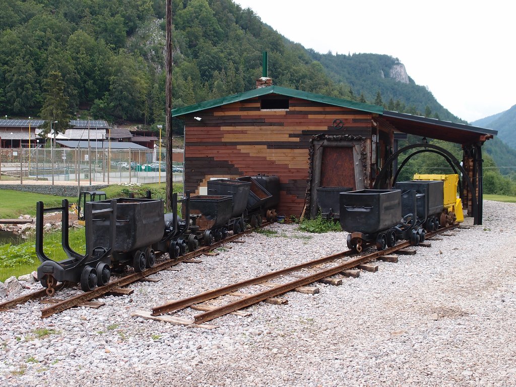 img00021.jpg