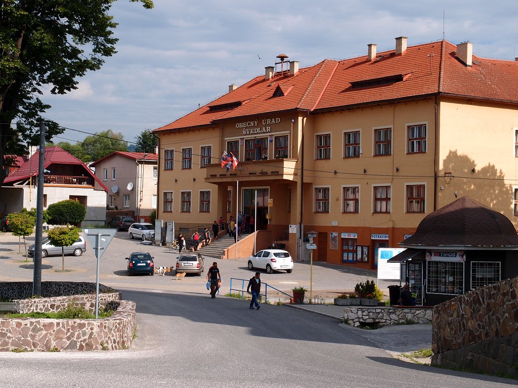img00003.jpg
