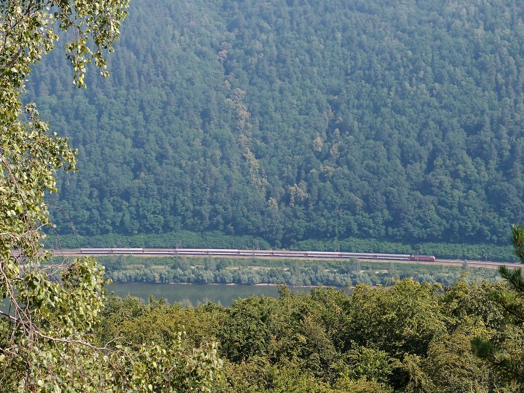 img00004.jpg