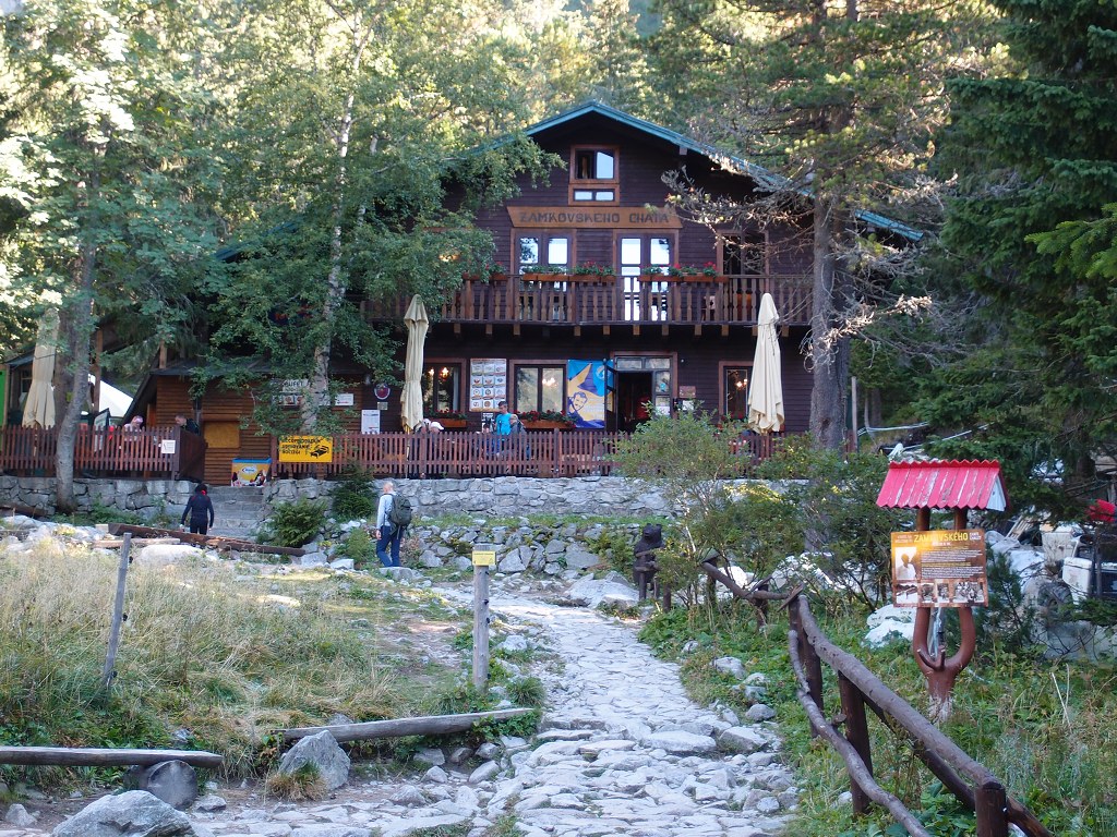 img00004.jpg