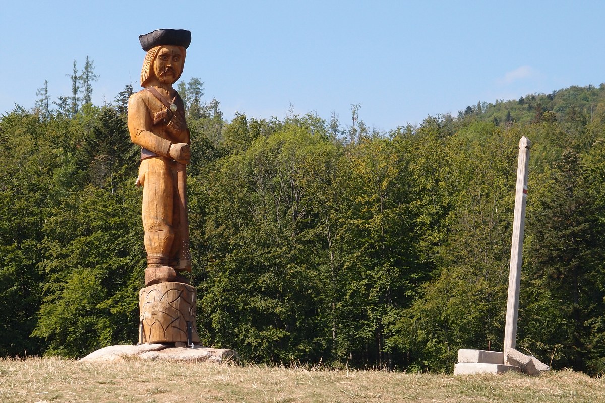 img00008.jpg