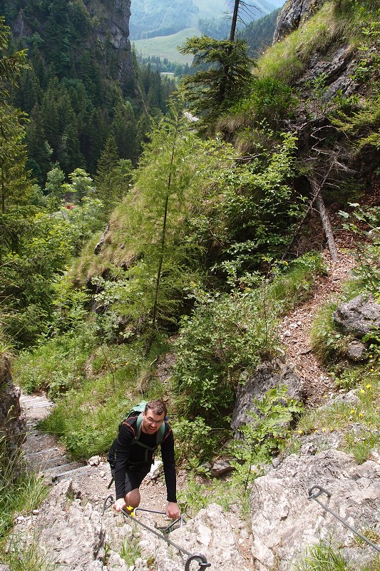 img00002.jpg