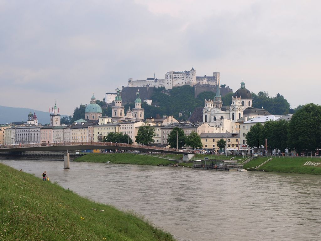 img00004.jpg