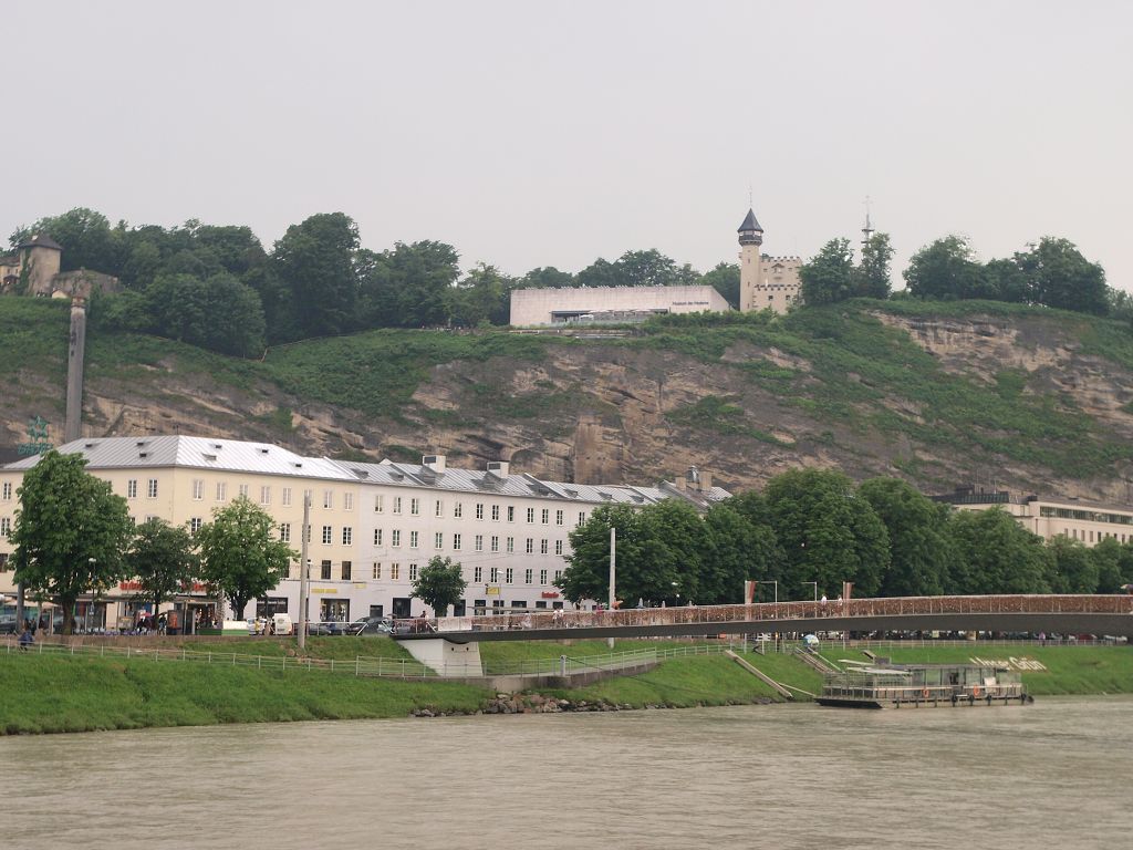 img00007.jpg