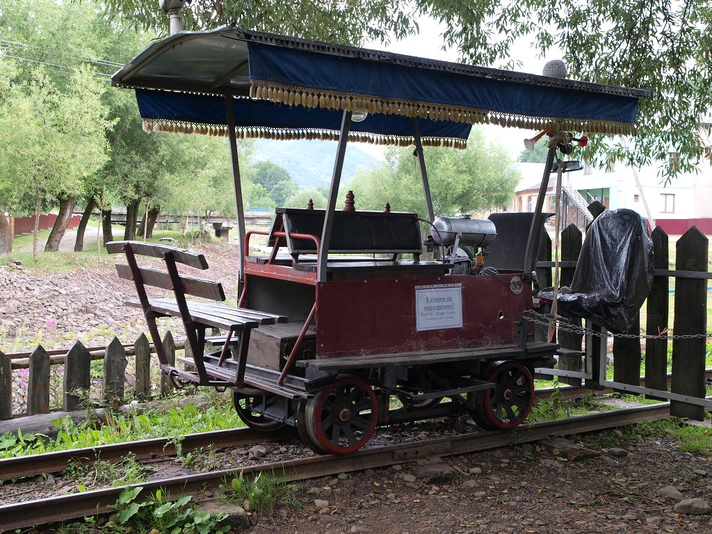 img00021.jpg