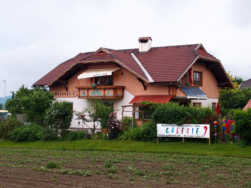 img00006.jpg